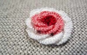 cast-on-stitch-rose