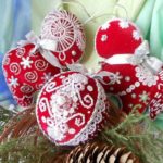 Новорічні іграшки своїми руками